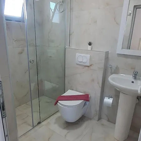 Mateo Апартаменты Ксамил