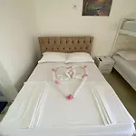 Mateo * Εξαμίλιο
